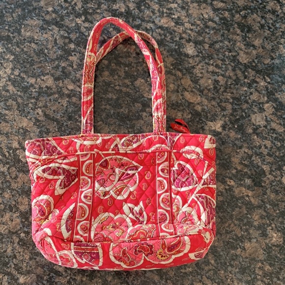 Vera Bradley Rosy Posies Shoulder Bag Red & Pink 100% Cotton Paisley Print - Picture 2 of 6